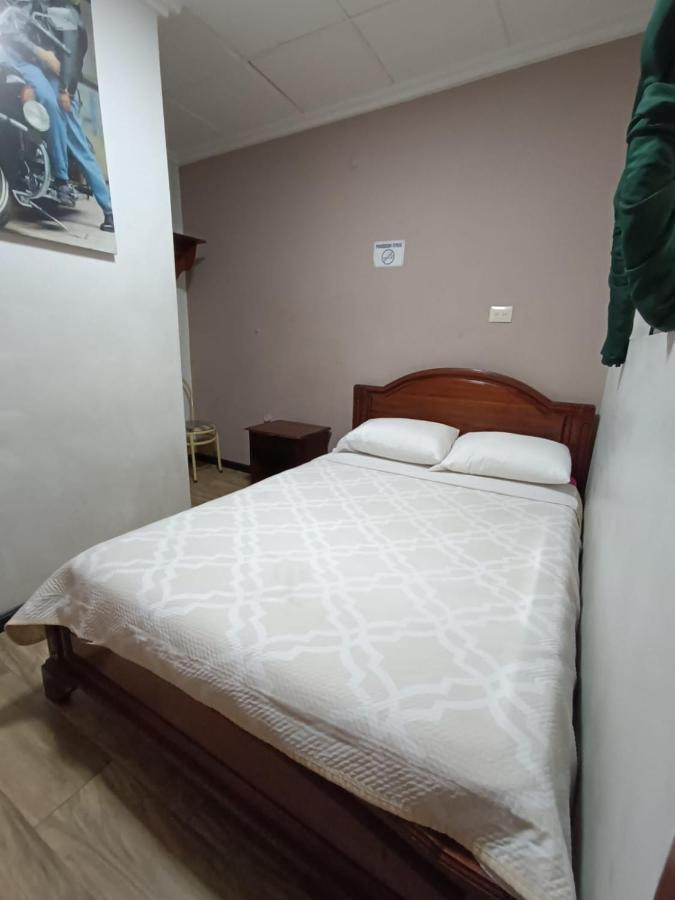 Hostal Alborada Cuenca Kültér fotó