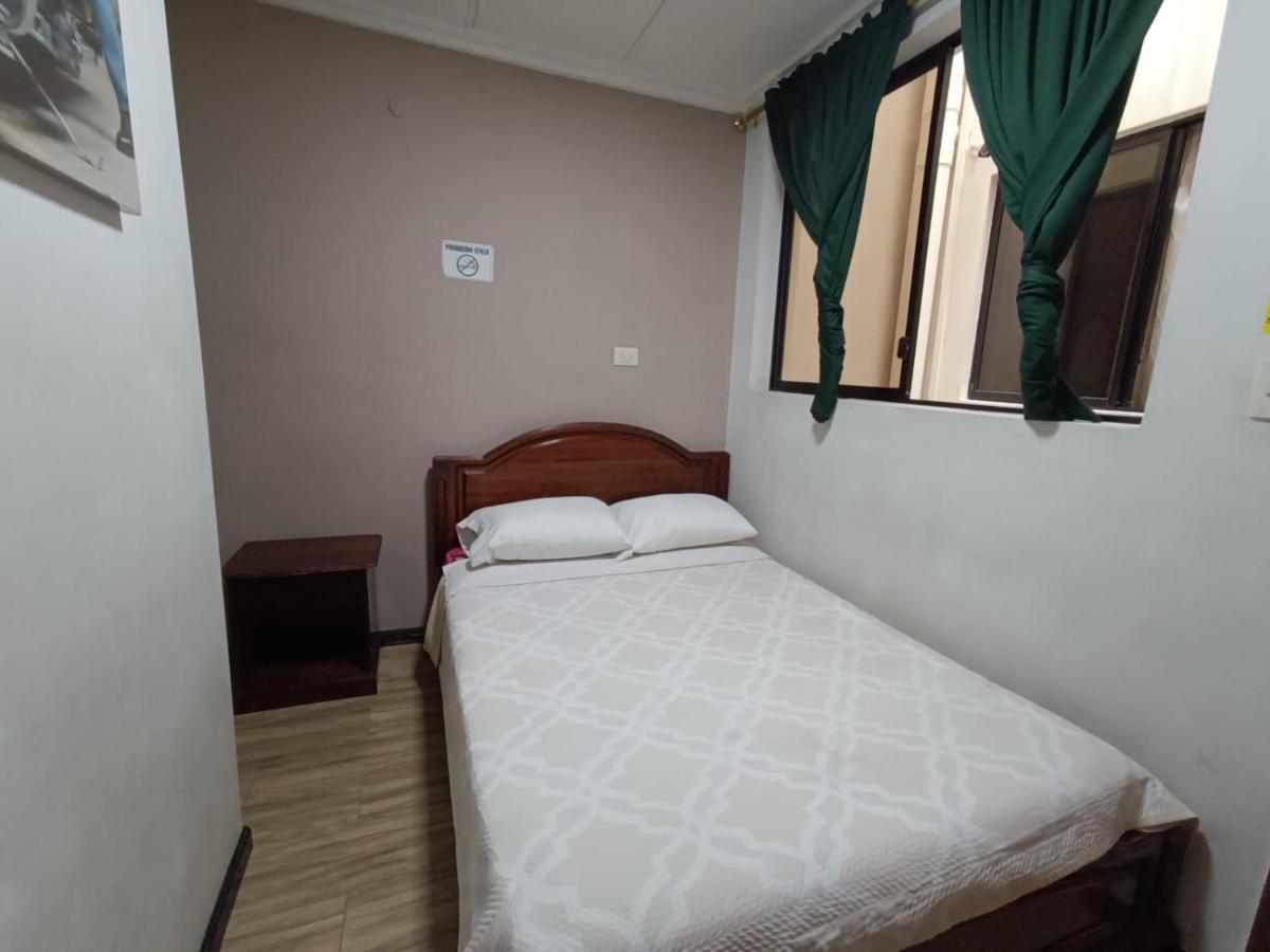 Hostal Alborada Cuenca Kültér fotó